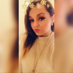 Meet your Posher, Marisa